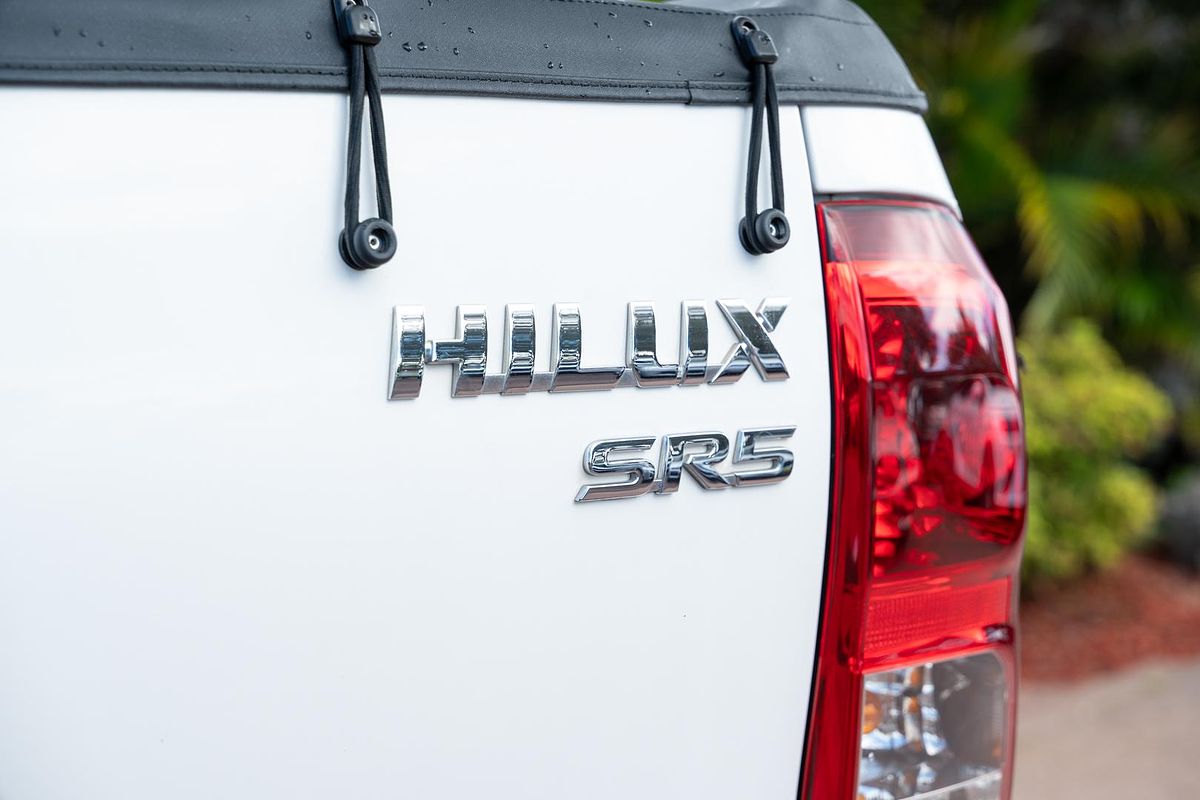 2017 Toyota Hilux SR5 GUN126R 4X4