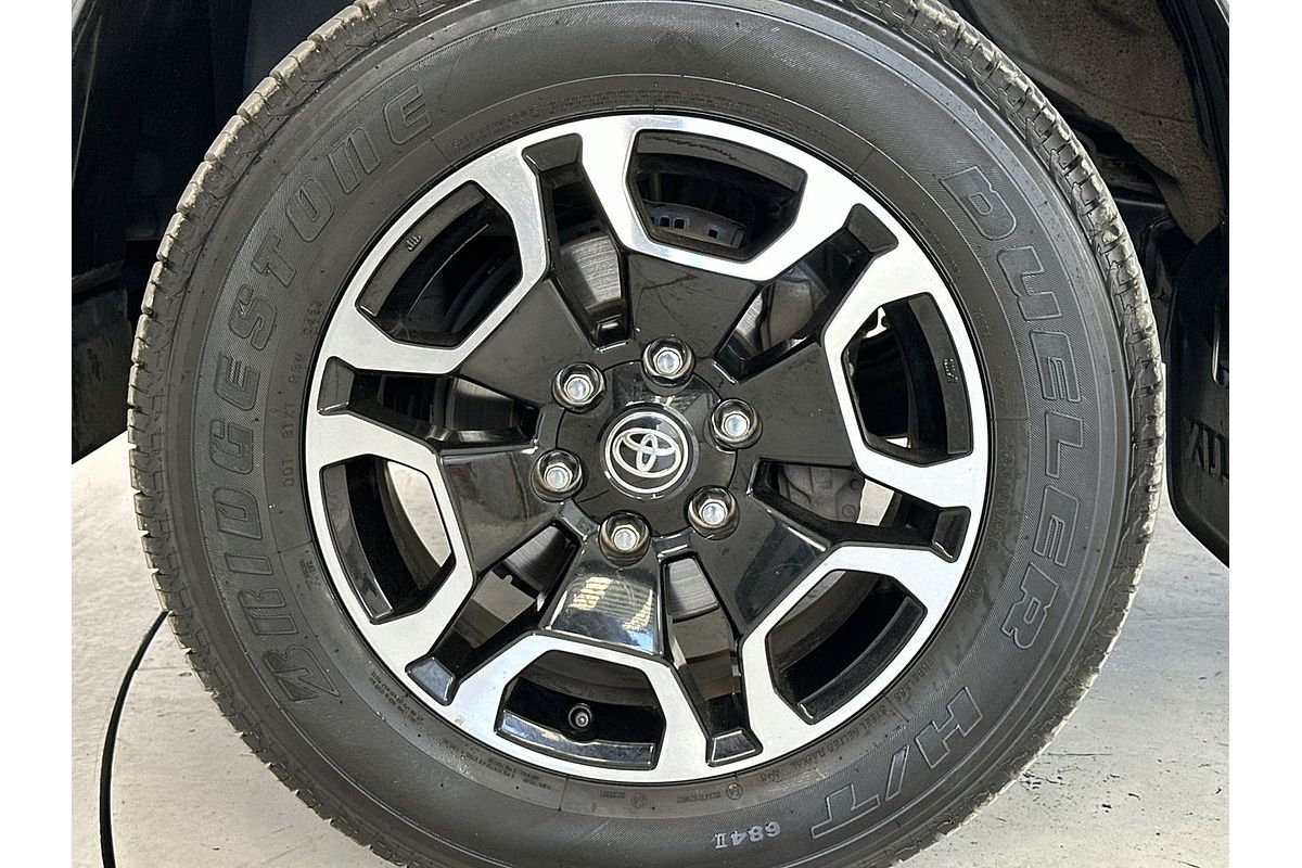 2021 Toyota Hilux SR5 GUN126R 4X4