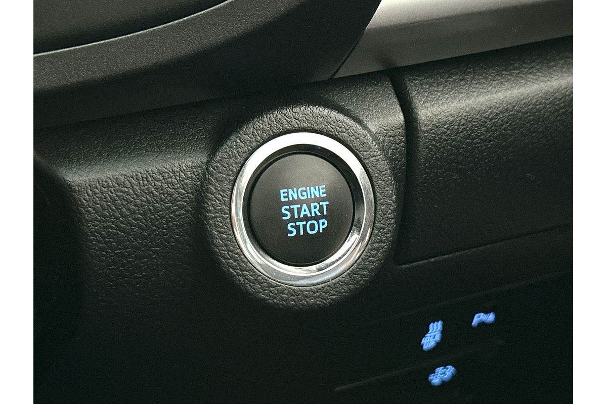2021 Toyota Hilux SR5 GUN126R 4X4