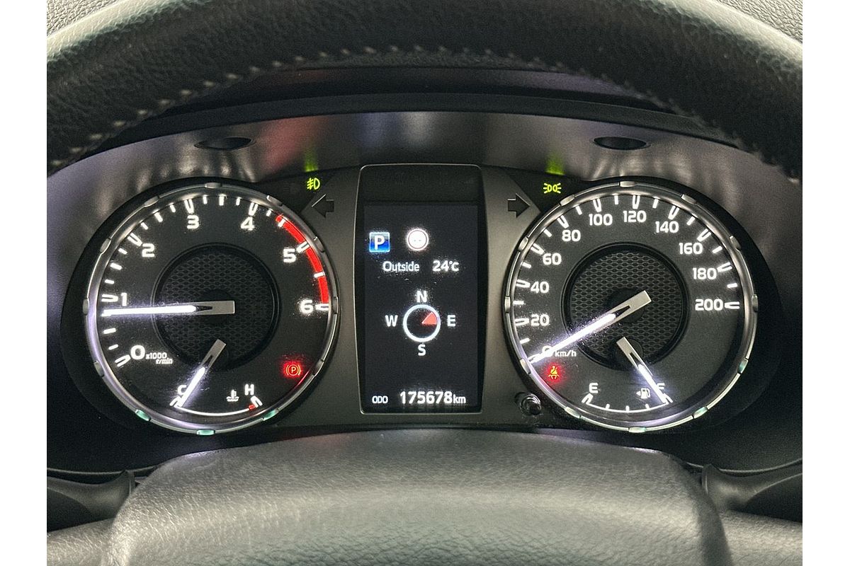 2021 Toyota Hilux SR5 GUN126R 4X4