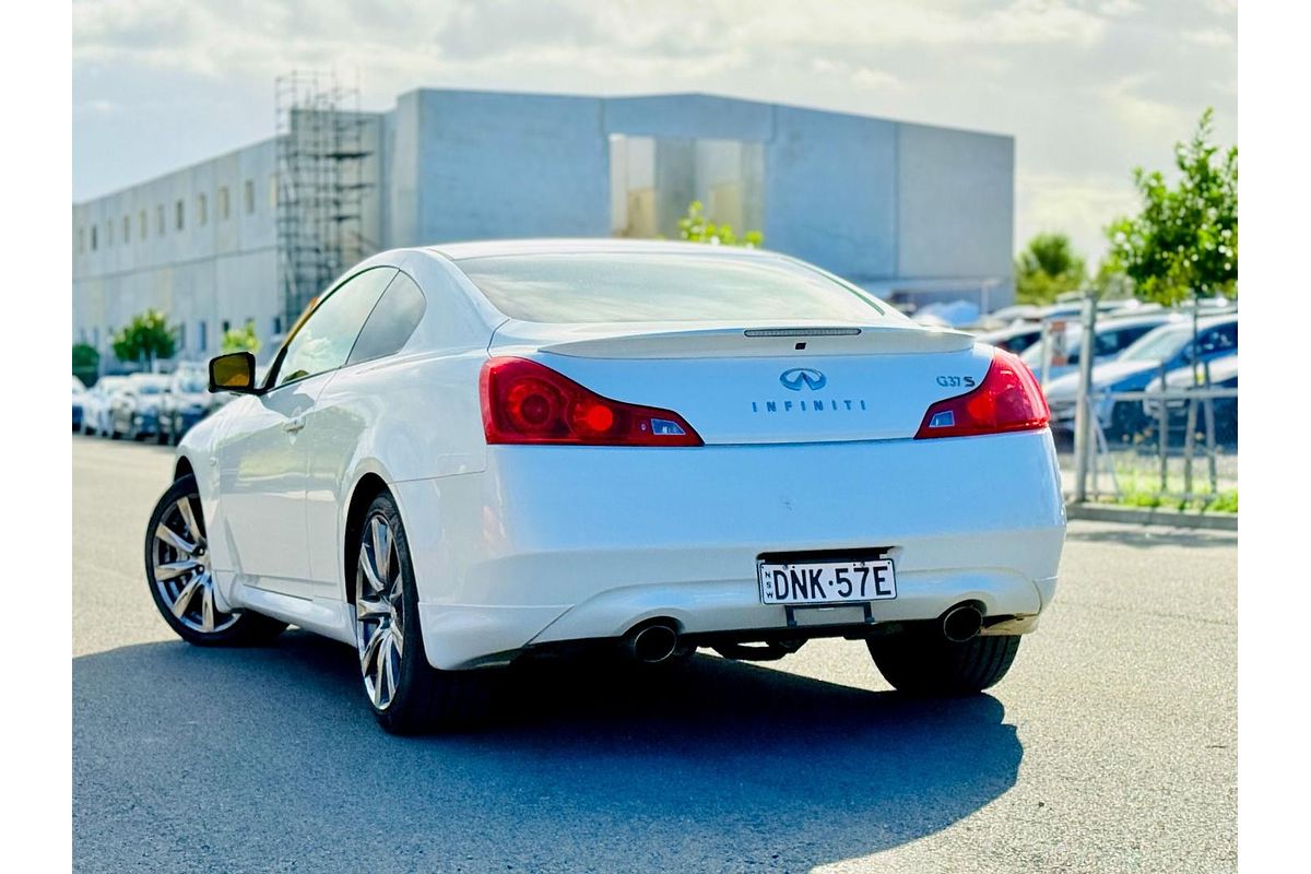 2009 INFINITI G37 S