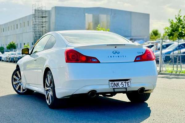 2009 INFINITI G37 S