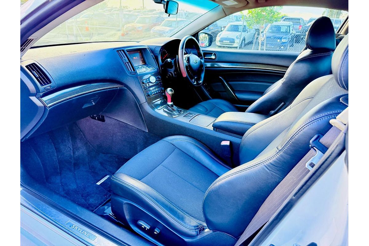 2009 INFINITI G37 S