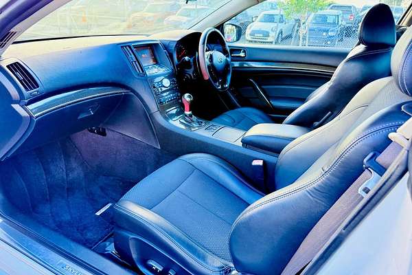 2009 INFINITI G37 S