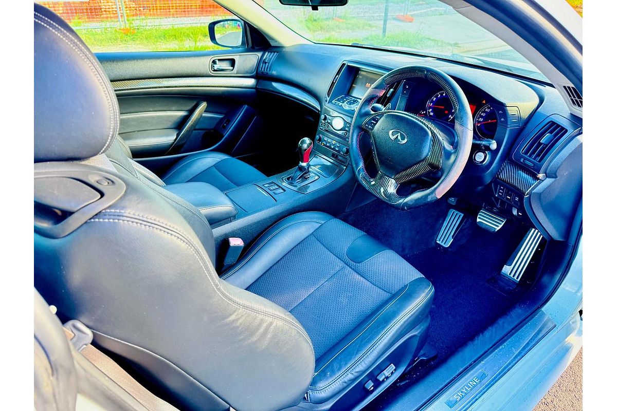 2009 INFINITI G37 S