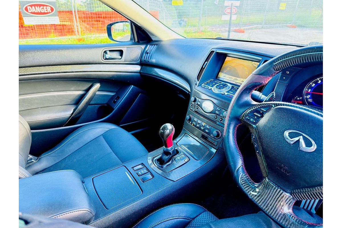 2009 INFINITI G37 S