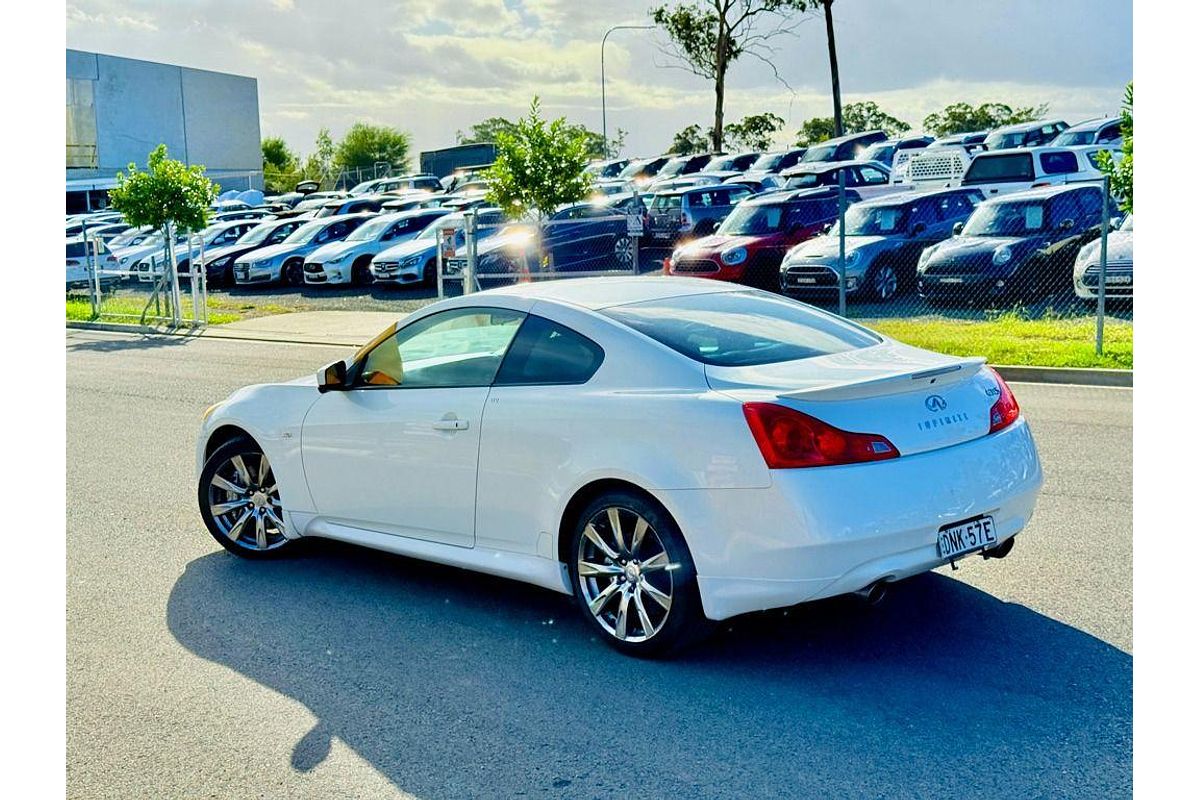 2009 INFINITI G37 S