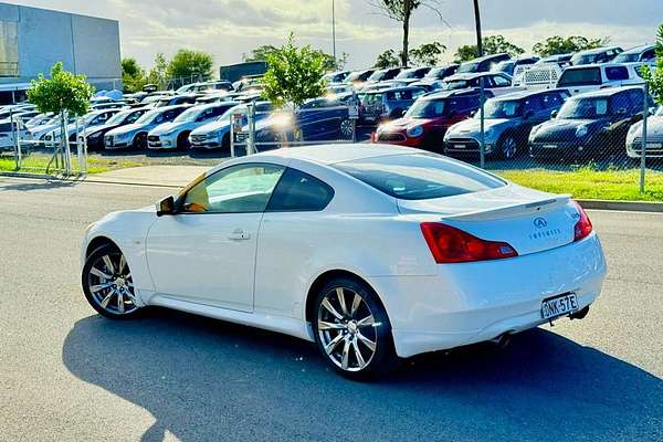 2009 INFINITI G37 S