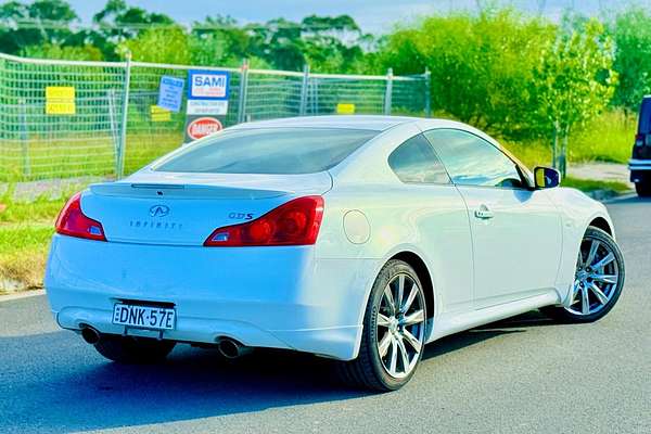 2009 INFINITI G37 S