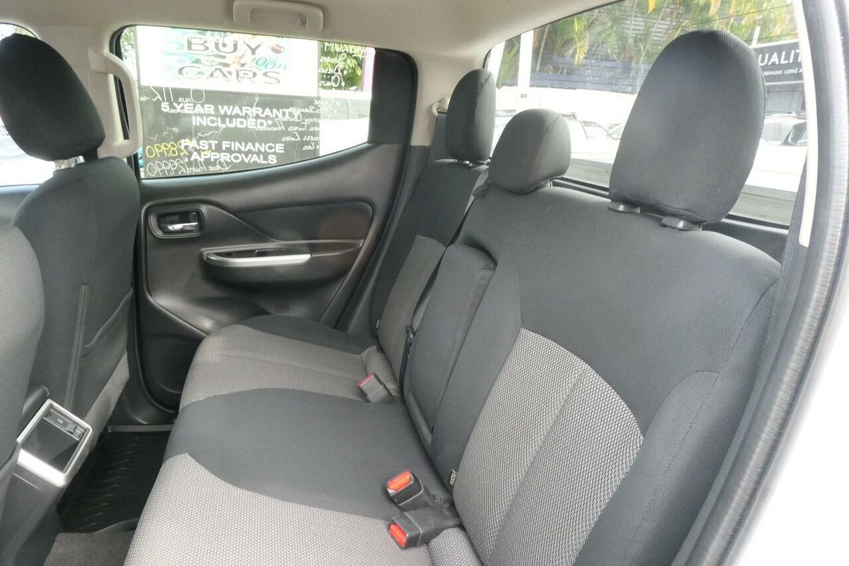 2019 Mitsubishi Triton GLS MR 4X4