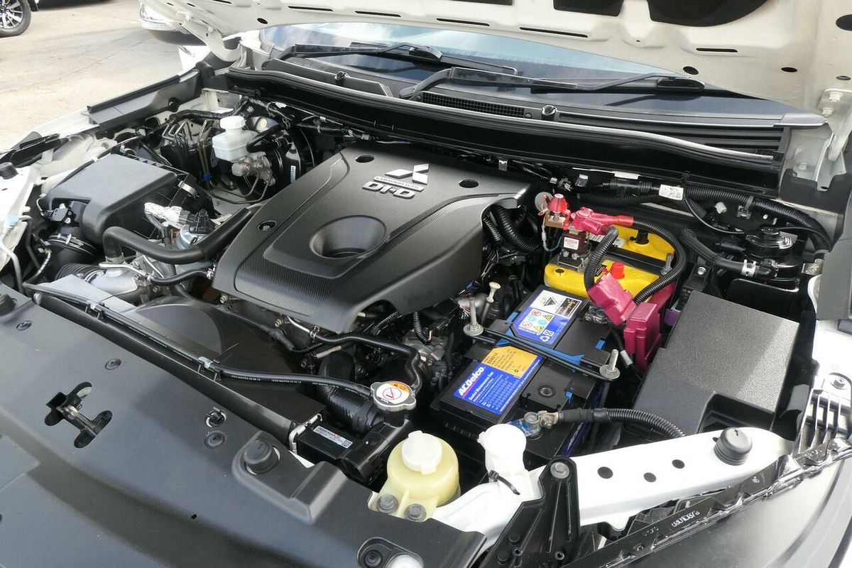 2019 Mitsubishi Triton GLS MR 4X4