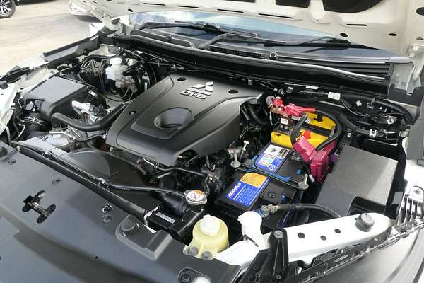 2019 Mitsubishi Triton GLS MR 4X4