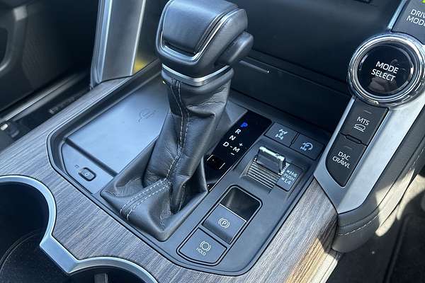 2023 Toyota Landcruiser VX FJA300R