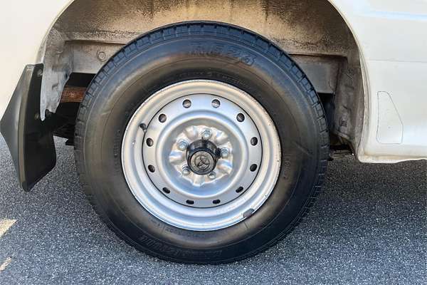 2001 Toyota Hiace Commuter LH184R