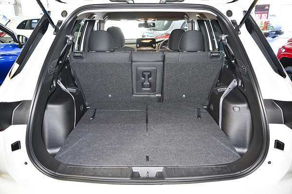 2025 Mitsubishi Outlander LS ZM