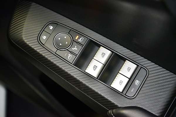 2025 Mitsubishi Outlander LS ZM