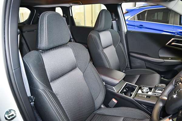 2025 Mitsubishi Outlander LS ZM