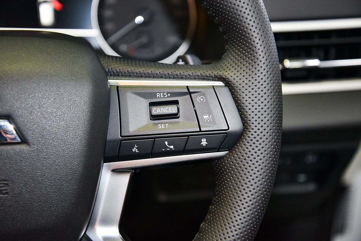 2025 Mitsubishi Outlander LS ZM