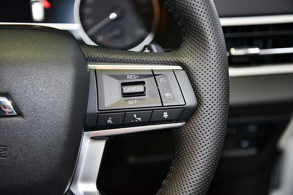 2025 Mitsubishi Outlander LS ZM