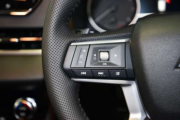 2025 Mitsubishi Outlander LS ZM