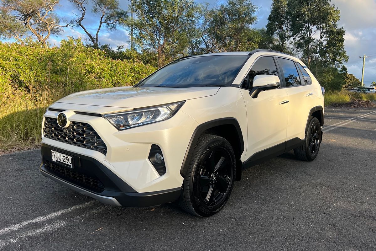 2019 Toyota RAV4 Cruiser MXAA52R