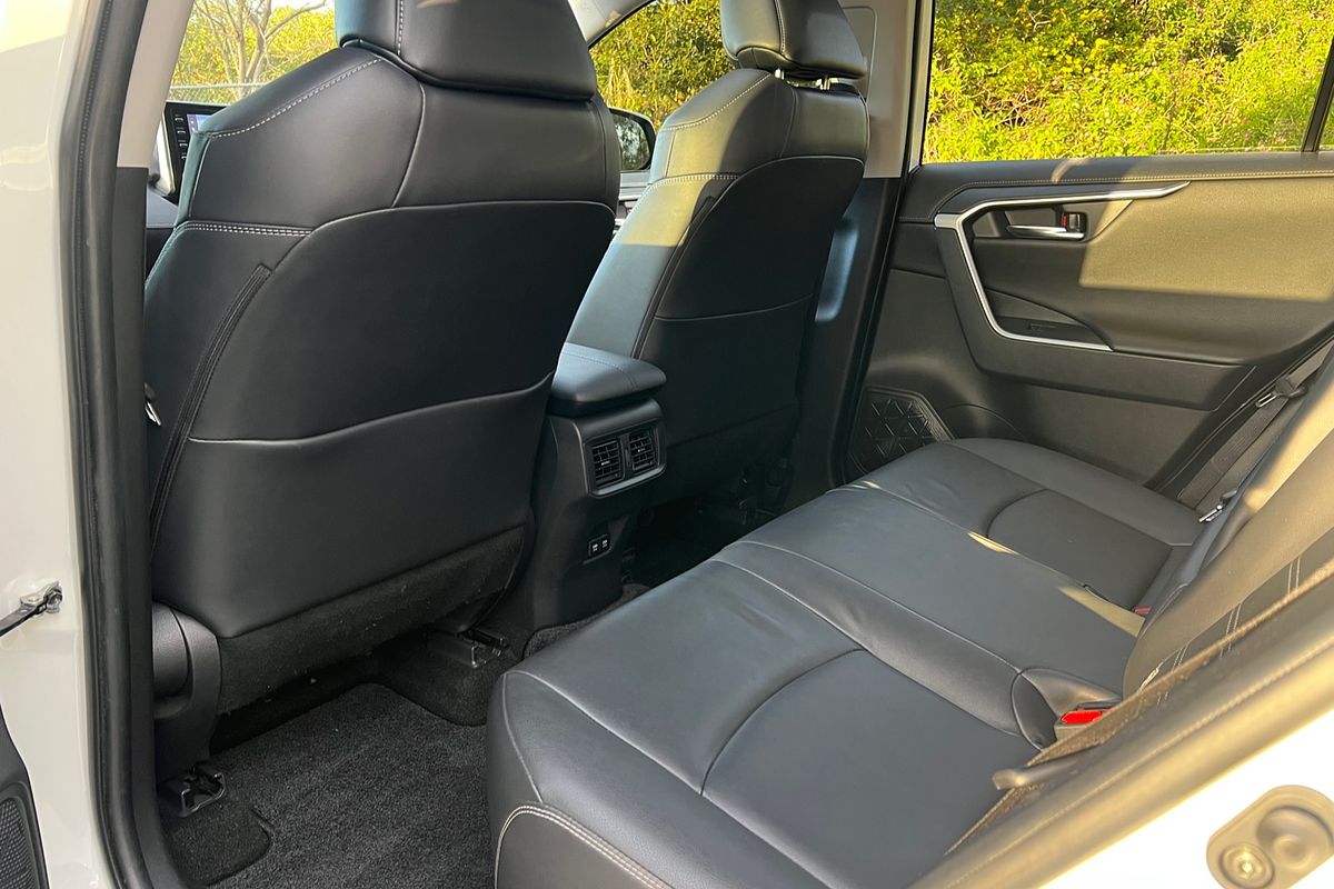 2019 Toyota RAV4 Cruiser MXAA52R