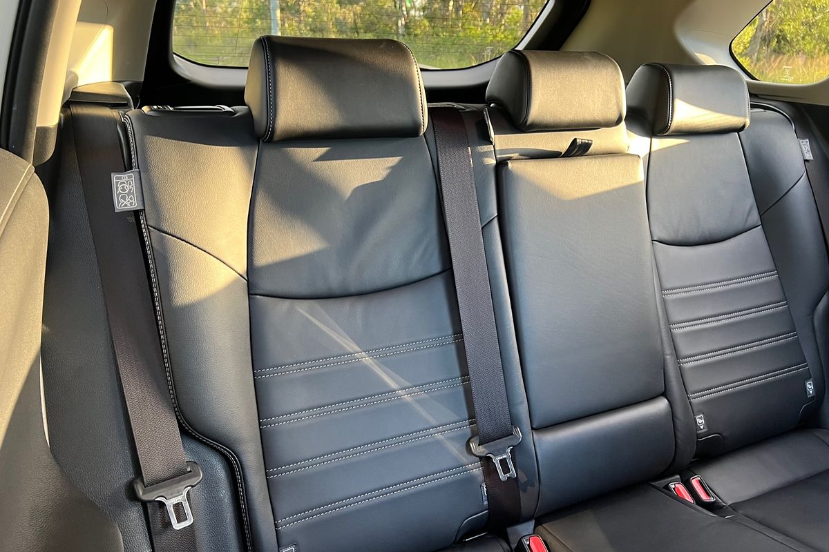 2019 Toyota RAV4 Cruiser MXAA52R