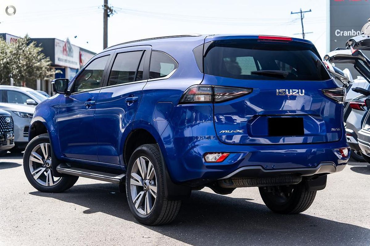 2023 Isuzu MU-X LS-T