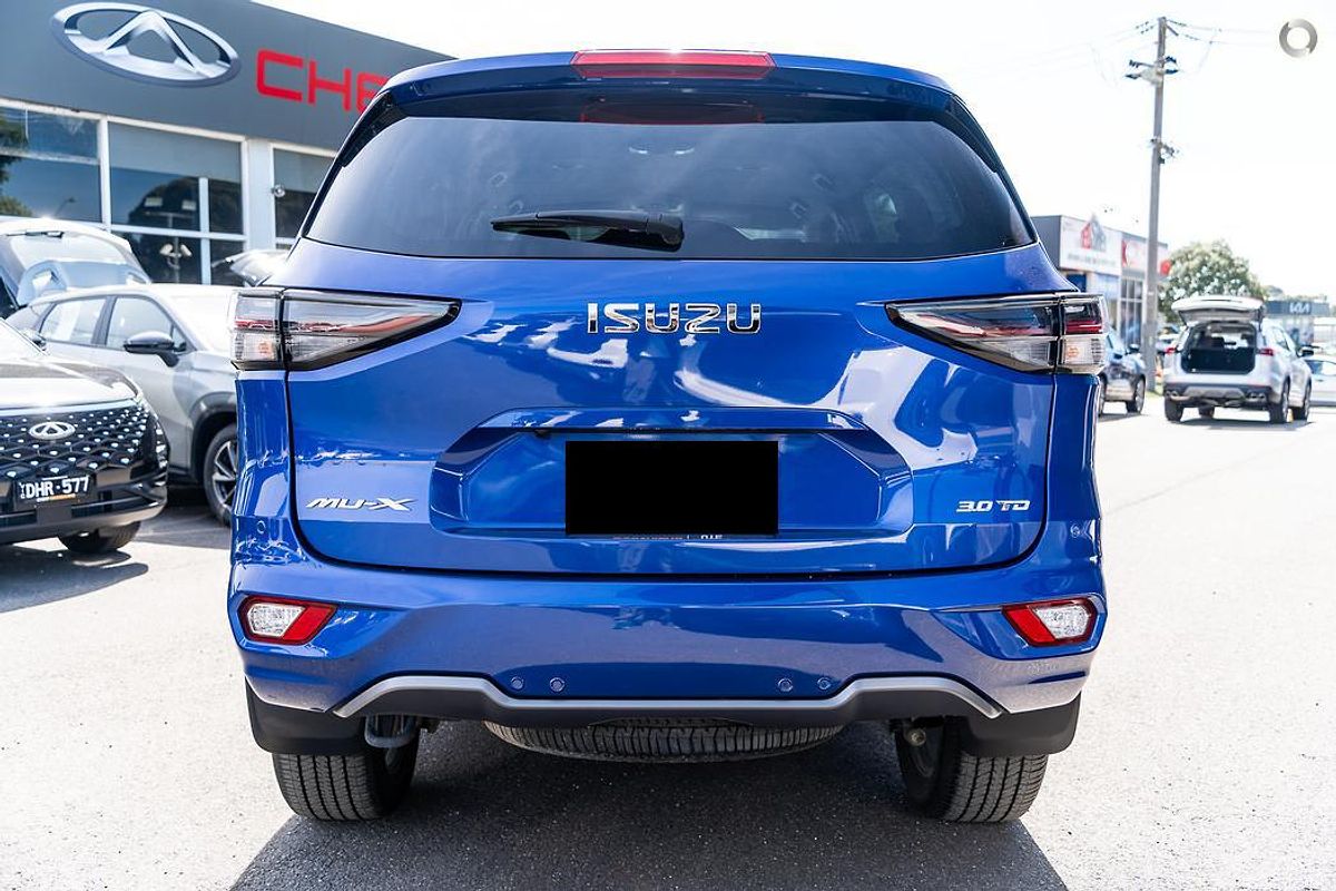 2023 Isuzu MU-X LS-T