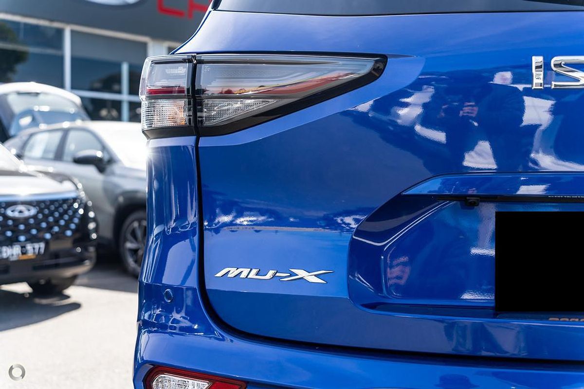 2023 Isuzu MU-X LS-T