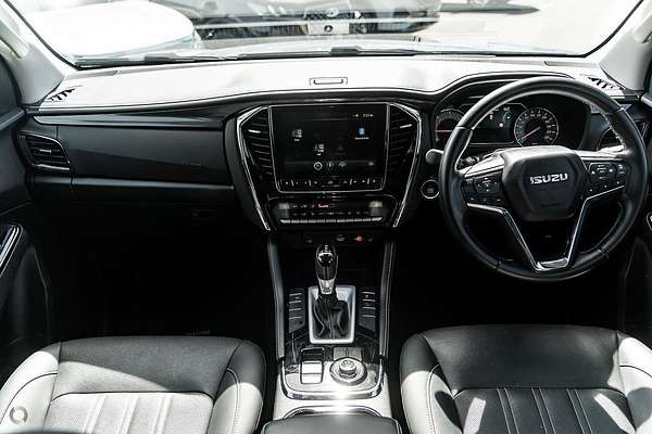 2023 Isuzu MU-X LS-T
