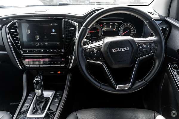 2023 Isuzu MU-X LS-T