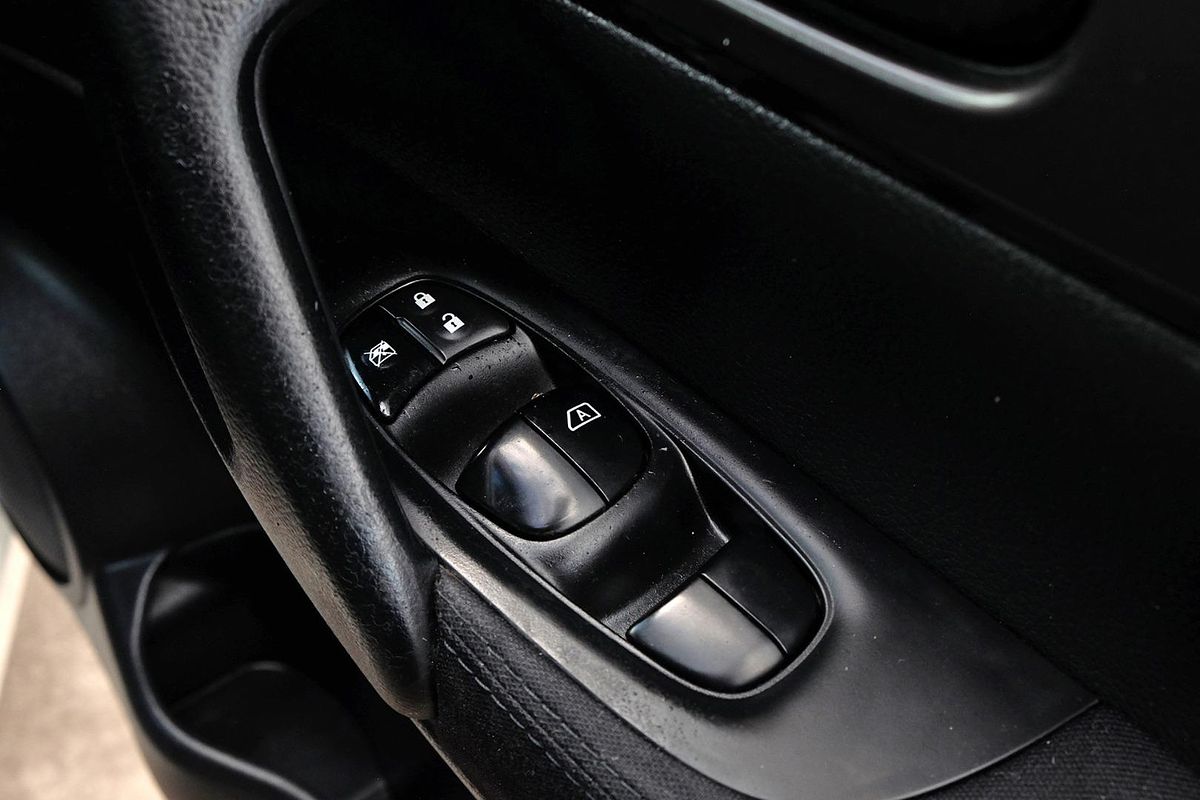 2014 Nissan QASHQAI ST J11