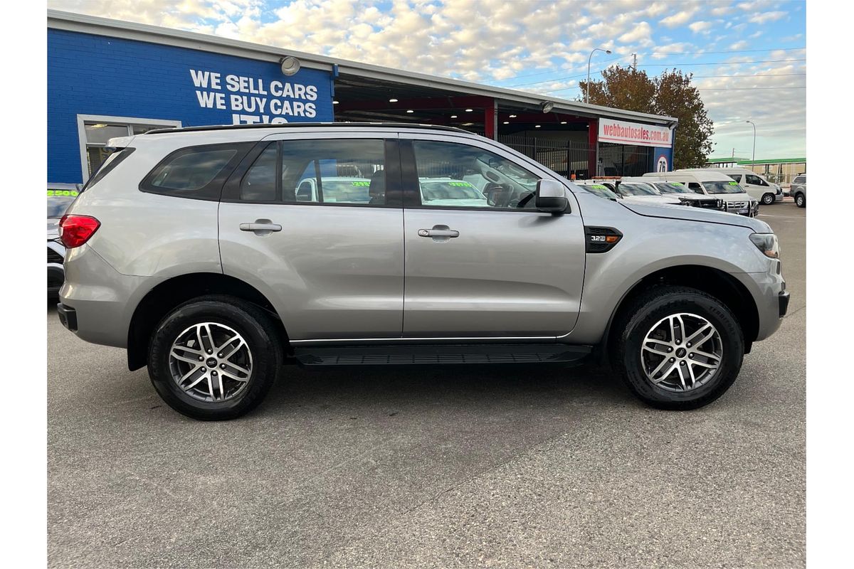 2017 Ford Everest Ambiente UA