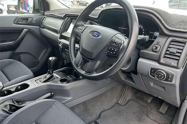 2017 Ford Everest Ambiente UA