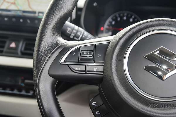 2025 Suzuki Swift Hybrid UZ