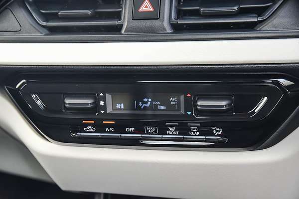 2025 Suzuki Swift Hybrid UZ