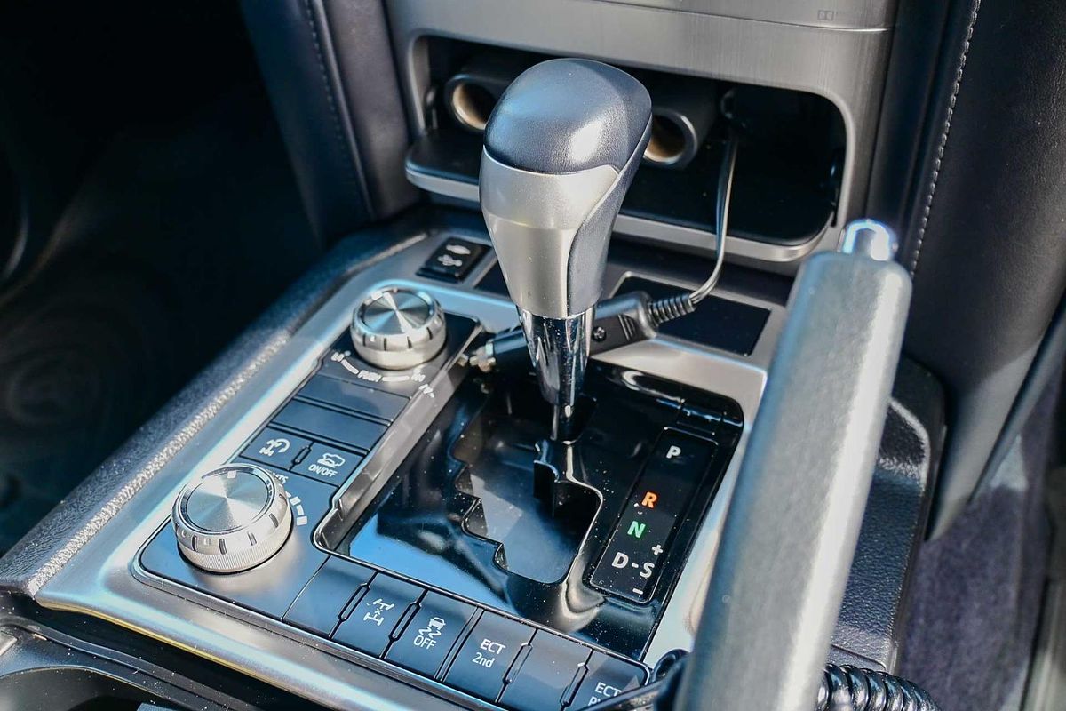 2017 Toyota Landcruiser VX VDJ200R