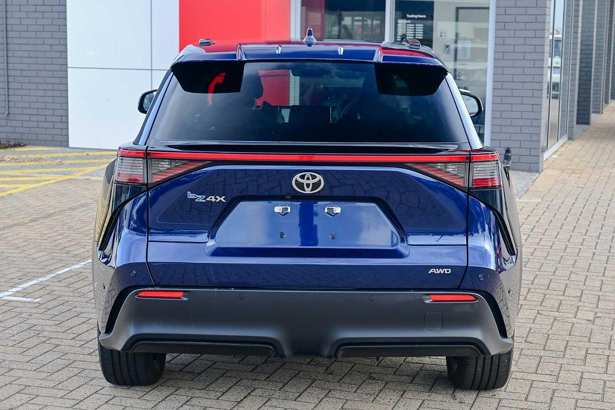 2024 Toyota bZ4X YEAM15R