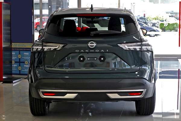 2025 Nissan QASHQAI Ti J12