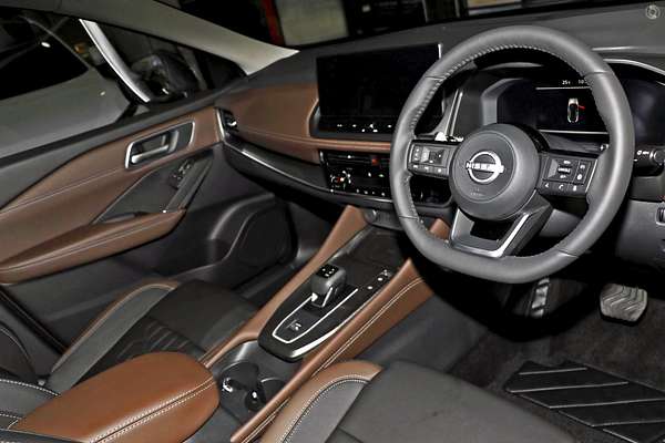 2025 Nissan QASHQAI Ti J12