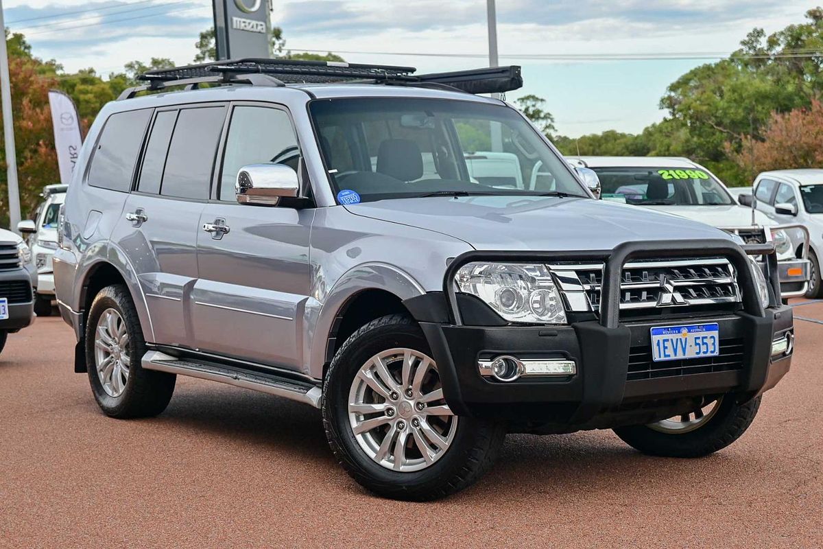 2015 Mitsubishi Pajero GLX NX