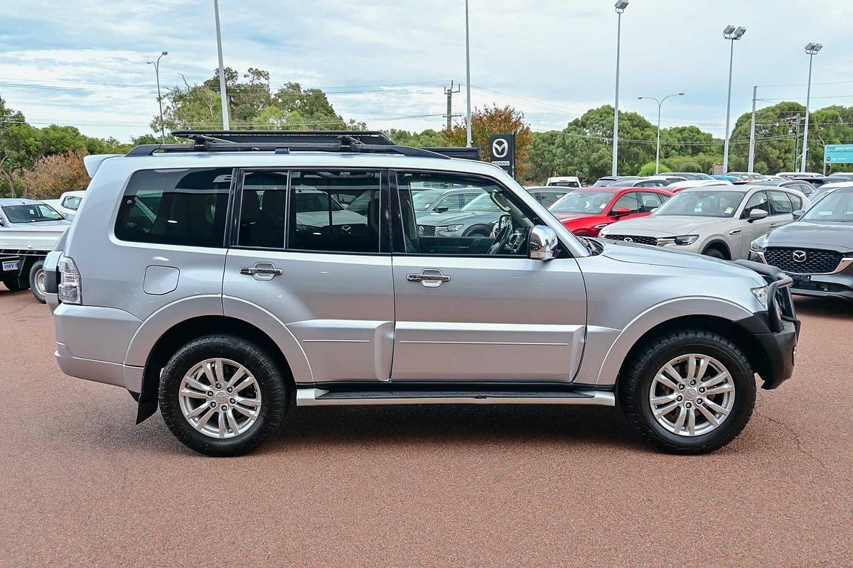 2015 Mitsubishi Pajero GLX NX