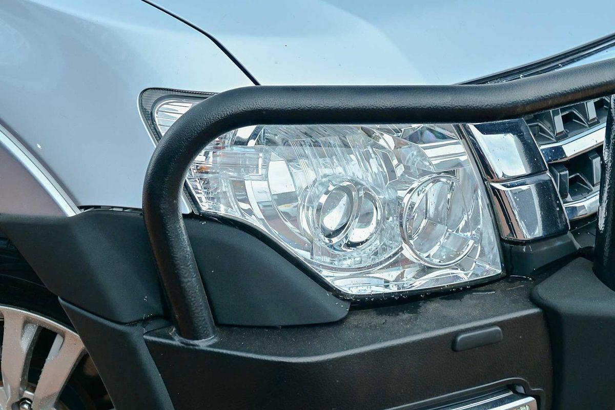 2015 Mitsubishi Pajero GLX NX