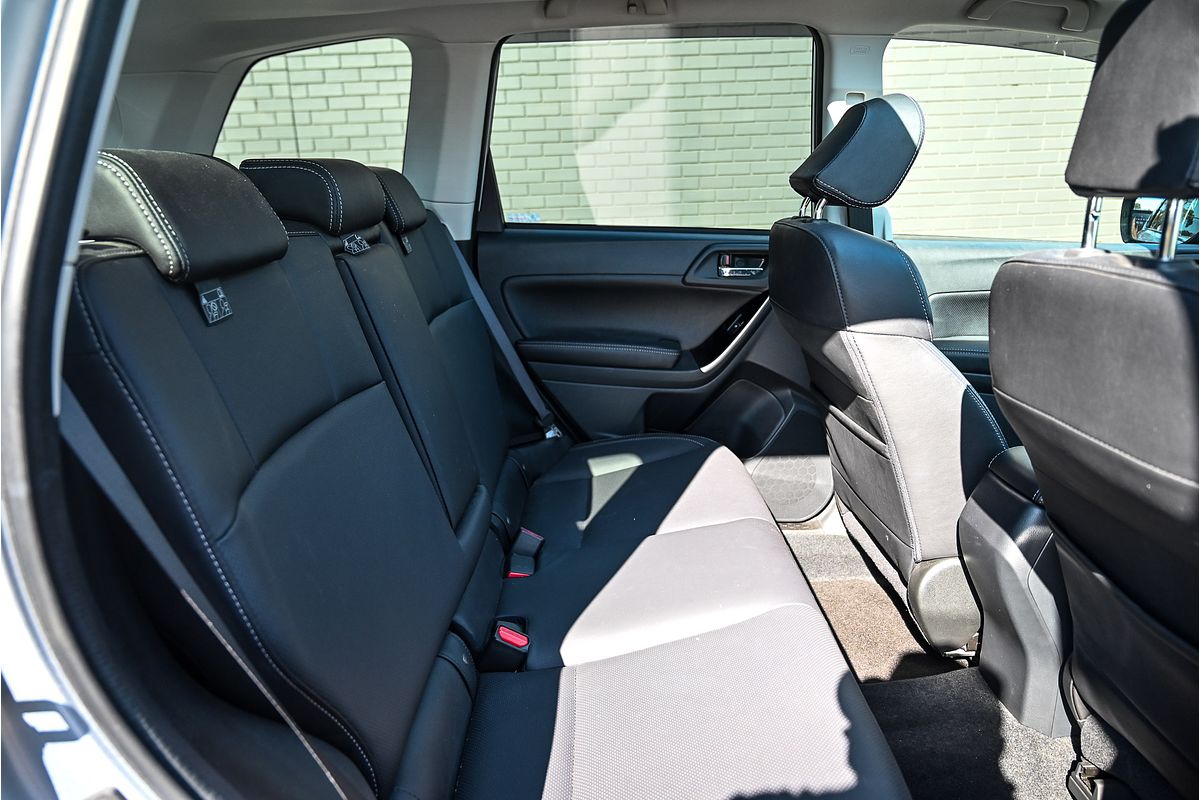 2016 Subaru Forester 2.5i-S S4