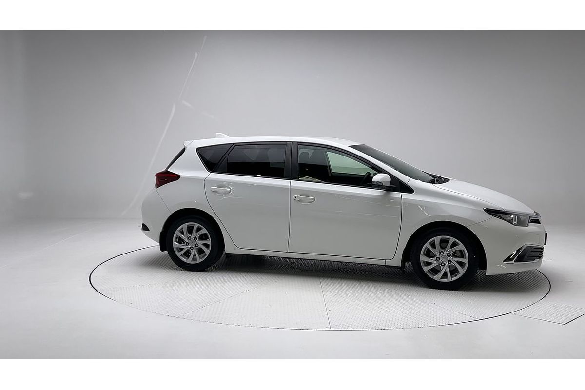 2017 Toyota Corolla Ascent Sport ZRE182R