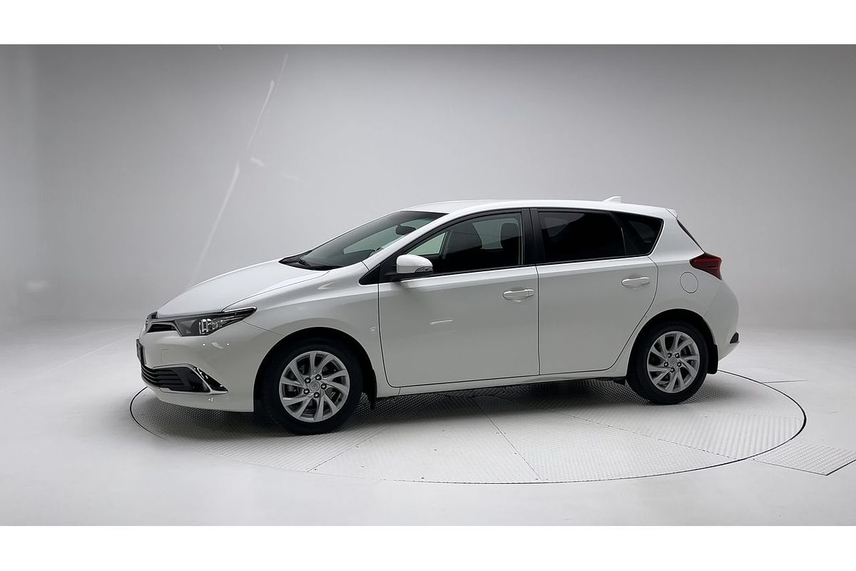 2017 Toyota Corolla Ascent Sport ZRE182R