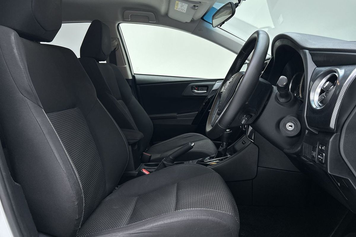 2017 Toyota Corolla Ascent Sport ZRE182R