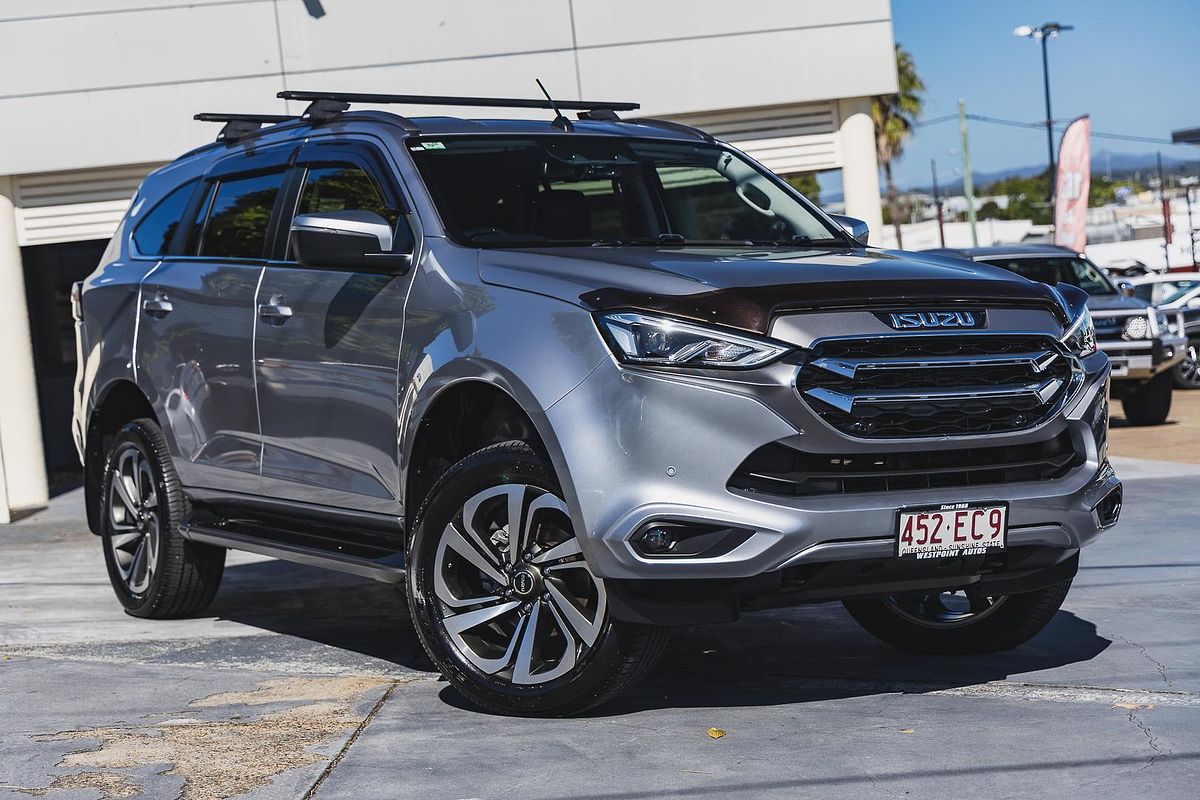 2022 Isuzu MU-X LS-T
