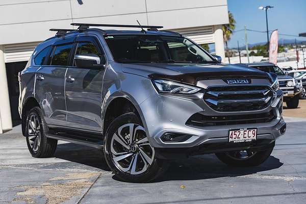 2022 Isuzu MU-X LS-T